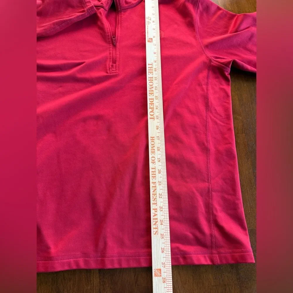 The North Face Men’s Red Logo Quarter-Zip Sweatshirt Fleece Pullover, XL
